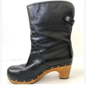 Stylish Ugg Black Leather Womens Clog Sherpa Boots Sz 7